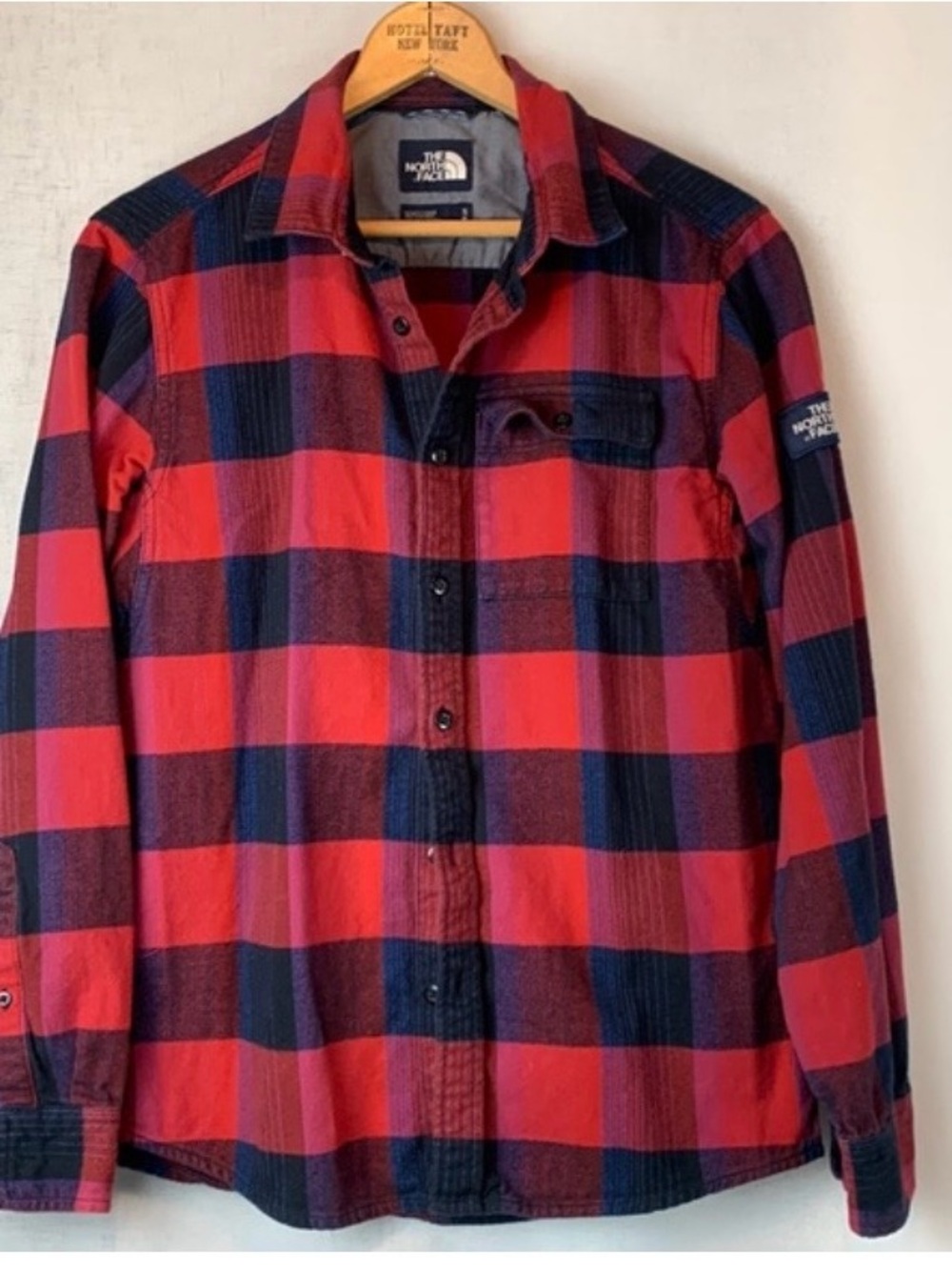 The North Face Buffalo plaid long-sleeve flannel button-down outdoor Size Small